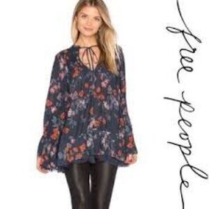 Free People Pebble Crepe So Fine Smocked Tunic | EUC XS